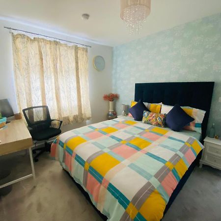 Double Room In Our Family Home ดับลิน ภายนอก รูปภาพ